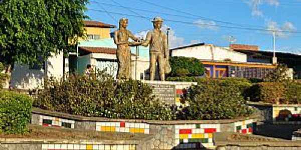 Barra do Choa-BA-Praa do Caf-Foto:www.blogdotarugao.com.br