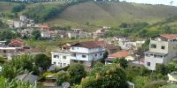 Vista parcial da cidade tendo ao fundo o Bairro da Horta e o Ginsio, Por Adalberto Agostinho da Silva