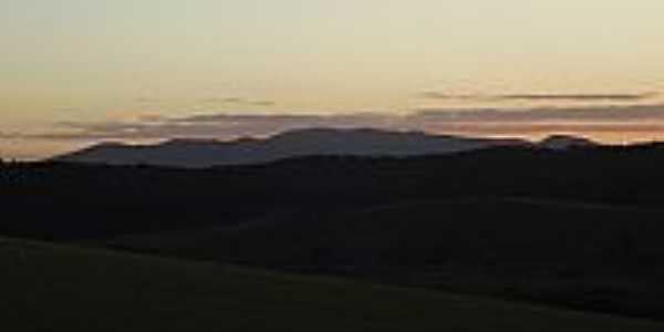 Entardecer na Serra do Camapu-MG-Foto:Patrcio Carneiro