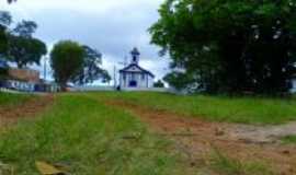 Sopa - Sopa-MG-Praa e Igreja de Santa Rita-Foto:Gilson Cunha