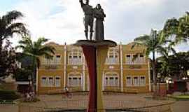 Tefilo Otoni - Monumento aos Imigrantes Alemes-Foto:Alfa Sonorizao