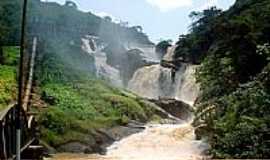 Tombos - Cachoeira