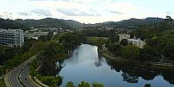 Viosa-MG-Vista do Lago e Prdio da Universidade Federal de MG-Foto:joaojoel