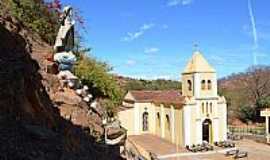 Virgem da Lapa - Virgem da Lapa-MG-Imagem e Igreja de N.Sra.da Lapa-Foto:Ernani J. De M.M. 