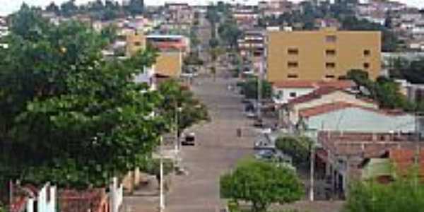 Virgem da Lapa-MG-Rua do centro-Foto:Blog do Jequi