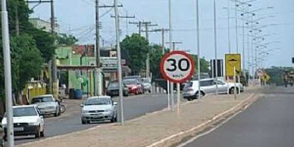 Imagens da cidade de Água Clara - MS