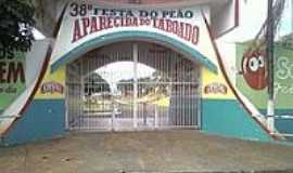 Aparecida do Taboado - Recinto 60 Dias Apaixonado-Foto:Jair Teixeira,sp,br [Panoramio]