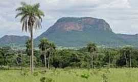 Aquidauana - Morro do Chapu,visto da Rodovia-Foto:Carlos Morcego [Panoramio]