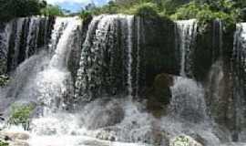 Bonito - Cachoeira do Rio Formoso no Parque das Cachoeiras em Bonito-MS-Foto:Paulo Yuji Takarada