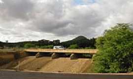 Bendeg - Ponte sobre Riacho do Sargento em Bendeg-Foto:Adriano_Rodrigo