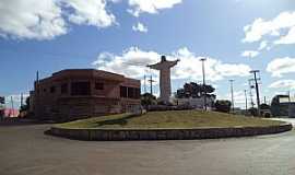 Inocncia - Inocncia-MS-Cristo Redentor no centro-Foto:Gal dos Anjos