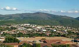 Boa Nova - Boa Nova-BA-Vista parcial da cidade e a ao fundo a serra-Foto:Nelson Lago Duarte