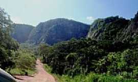 Piraputanga - Montanhas da Estrada Parque em Piraputanga-MS-Foto:Rivaldi