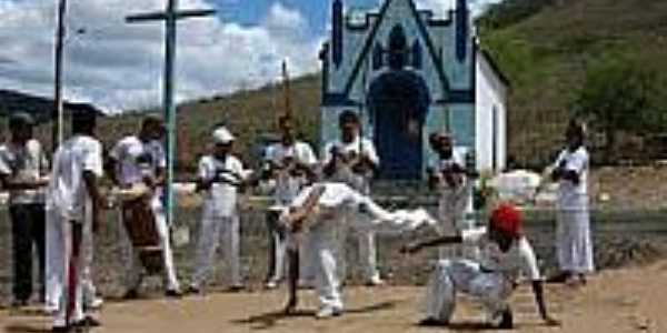 Capoeira em frente da Igreja de Boau-BA-Foto:zeniltonmeira.