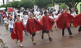 Taquarussu - Desfile cvico