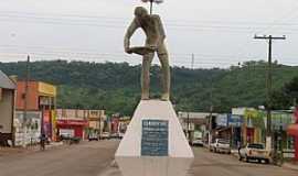 Arenpolis - Monumento ao Garimpeiro -  por Edson Walter Cavalari 