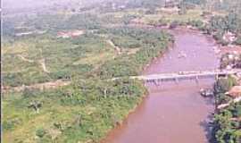 Barra do Bugres - Encontro dos rios Paraguai e Bugres 