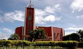 Cludia - Igreja Matriz de N.Sra.da Glria em Claudia-Foto:Eduardo Gomes de Andrade