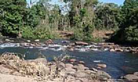 Guarant do Norte - Guarant do Norte-MT-Corredeira no Rio Nhandu-Foto:Joo Henrique Rosa 