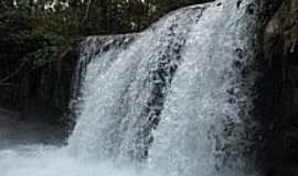 Novo Mundo - Cachoeira-Foto:Renato Fernandes de  