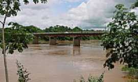 Pontal do Araguaia - Ponte em Pontal do Araguaia-Foto:Leandro A lluciano