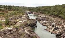 Ponte Branca - Ponte Branca-MT-Trecho do Rio Araguaia com muitas pedras-Foto:Rafael Jos Rorato 