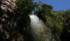 Reserva do Cabaal - Cachoeira Chuva de Prata foto por M.Negretti