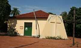 Serra Nova Dourada - Igreja Matriz N.Sra.dos Posseiros em Serra Nova Dourada-Foto:Eduardo Gomes de Andrade