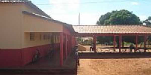 Escola Estadual Antnio Carlos Moura em Serra Nova Dourada-Foto:gerselei