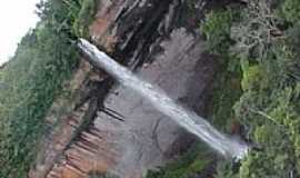 Tangar da Serra - Cachoeira na Serra do Parecis