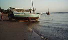 Cacha Pregos - Barcos na mar baixa, Cacha-pregos, BA por Flvio de Queiroz