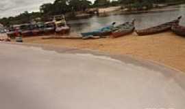 Apinags - Apinags-PA-Barcos de pesca na beira do Rio Araguaia-Foto:Luciana Pires Tia Lu