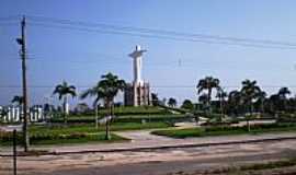 Castanhal - Praa do Cristo Redentor em Castanhal-PA-Foto:Odilson S