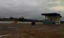 Novo Progresso - Centro de Eventos e o Lago em Novo Progresso-PA-Foto:gelsojunior