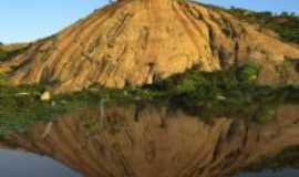 Brejo do Cruz - serra no reflexo da agua, Por ana lucia dantas de almeida