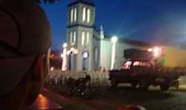 Brejo dos Santos - Igreja vista  noite-Foto:Marlon Jordan