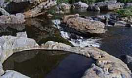 Caraguata - Cachoeira em Caraguata, por verlansp.