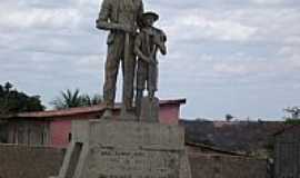 Pianc - Monumento do Cossaco em praa de Pianc-PB-Foto:GustavoFarias