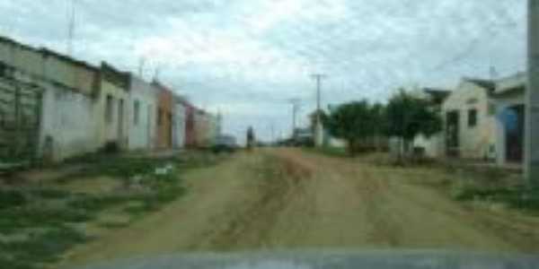 rua de terra em Pinduro, Por Ana