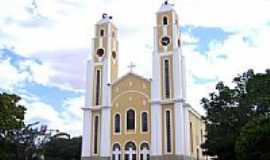 Santa Luzia - Igreja Matriz de Santa Luzia-PB-Foto:Vicente A. Queiroz