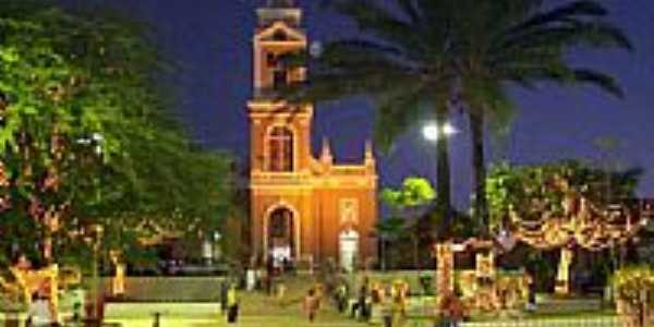 Igreja Matris de Santa Rita,vista noturna-Foto:marcelomoura