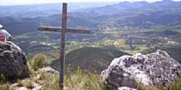 Cruzeiro no topo da Serra da Tromba em Catolés-BA-Foto:toninhocavanha