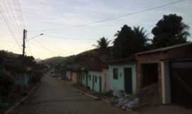 Bentivi - Rua do meio ea entrada da vila Bentivi, Por Nina