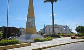 Bom Conselho - Obelisco ao Papacaa e Igreja de Bom Conselho-Foto:tenorio cavalcante