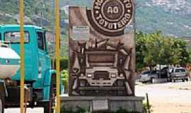 Brejo da Madre de Deus - Monumento ao Toyoteiro por Elio Rocha