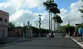 Carpina - Avenida na entrada de Carpina-PE-Foto:Constantino Lagoa