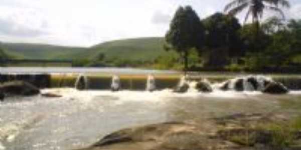 barragem de Pau Sangue, Por Lucas Canto