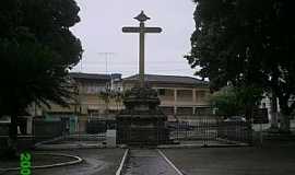 Goiana - Goiana-PE-Cruzeiro em frente  Igreja do Carmo-Foto:Marcus Junior