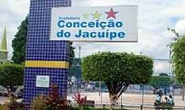 Conceio do Jacupe - Conceio do Jacupe-BA-Placa da cidade na praa central-Foto:www.curtosim.com.br