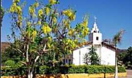 Antnio Almeida - Praa e Igreja de Santana em Antnio Almeida-PI-Foto:Agamenon Pedrosa